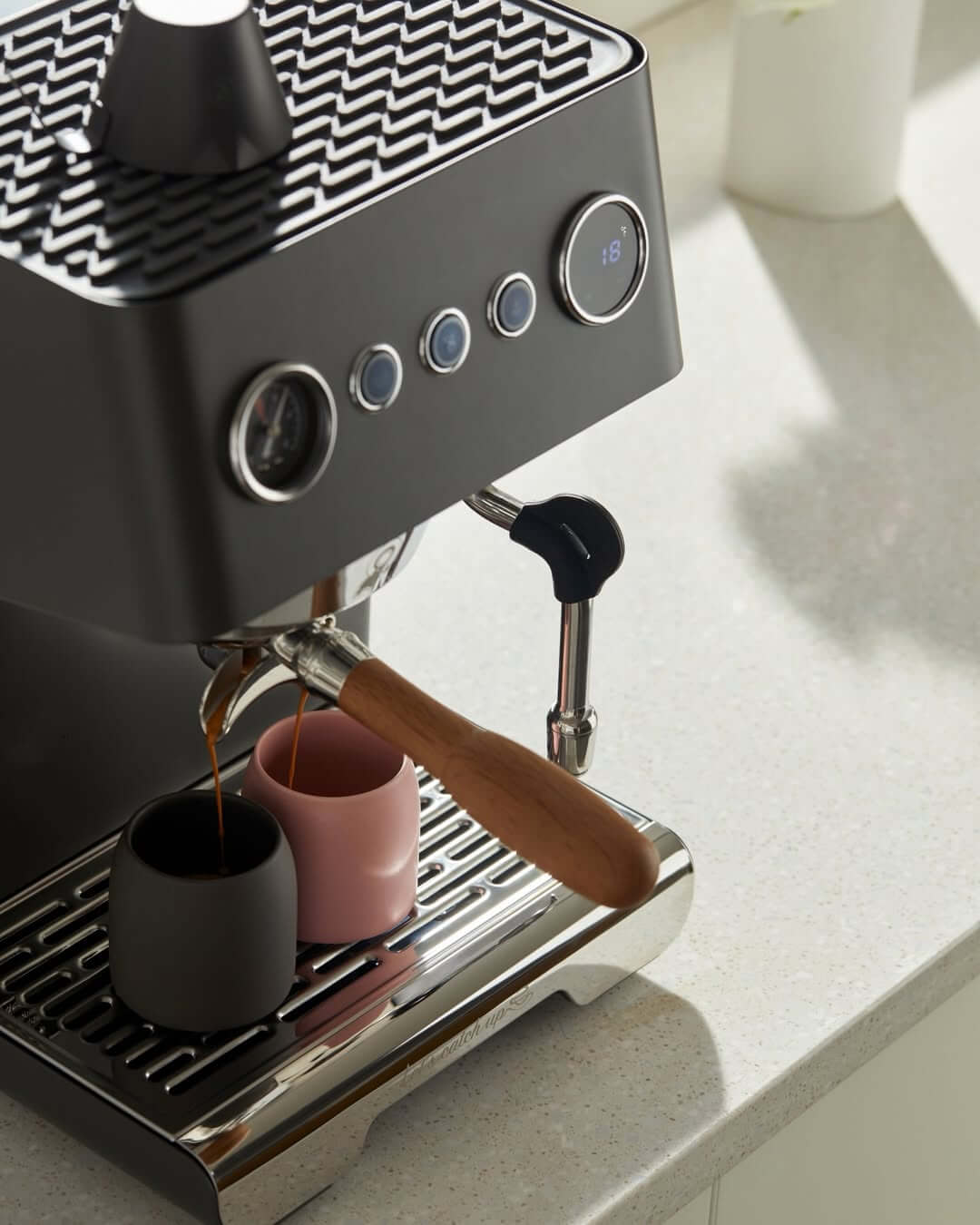 Gemilai Ele G3028A hos Home Roast