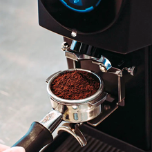 Home Roast Pro 83 – Kommerciel Kaffekværn med 83 mm Flad Kværn og Touch-Skærm